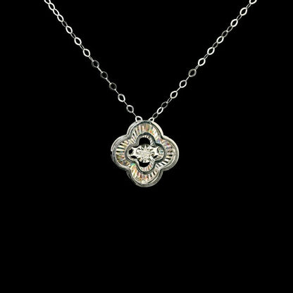 عقد الألماسة الراقصة من الذهب 3